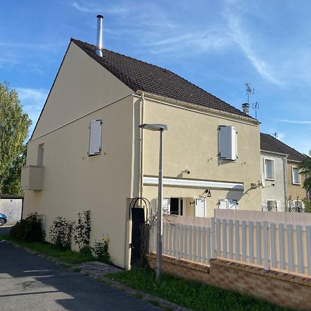 Chez Manu Meuble De Tourisme 2 Etoiles Pour 6 Personnes - 3 Chambres ヴィルパリジ エクステリア 写真